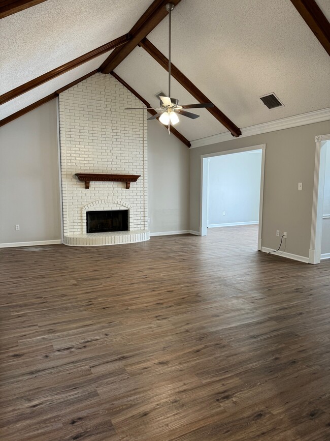 Photo - 1840 Pecan Ridge N