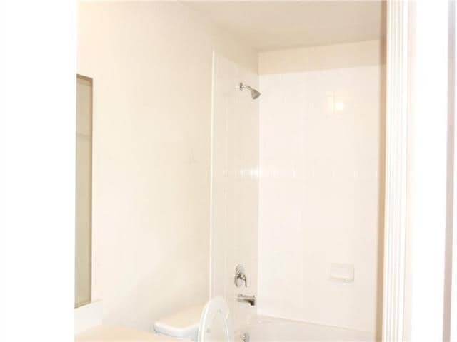 Photo - 1806 Arbordale Way