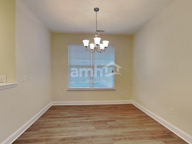 Photo - 2217 Magnolia Ct