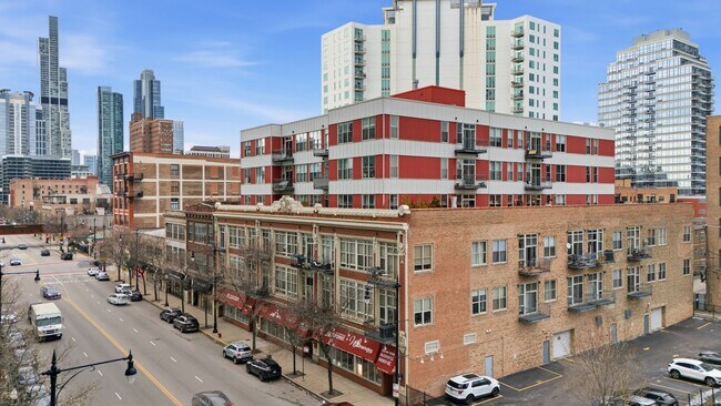 Building Photo - 1631 S Michigan Ave Unit 401