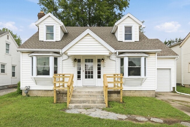 Building Photo - Three bedroom, one bathroom single in Springfield!