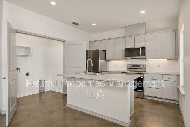 Photo - 10407 County Rd 2180