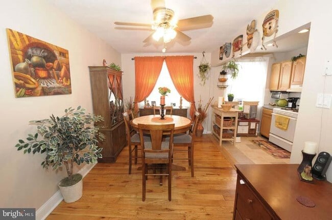 Photo - 324 Dawson St