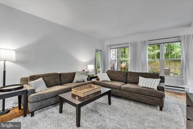 Photo - 1132 Valley Dr Casa Adosada