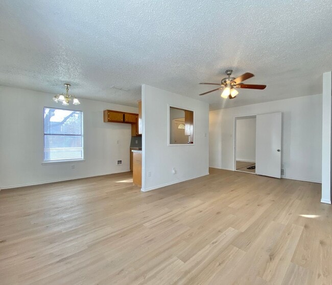 Photo - 3 bed 1 bath now available in southeast Lubbock