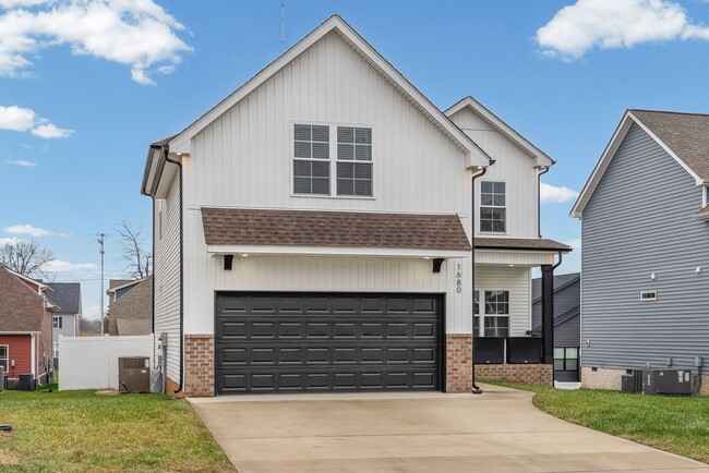 Photo - Pet Friendly Three Bedroom with Bonus!