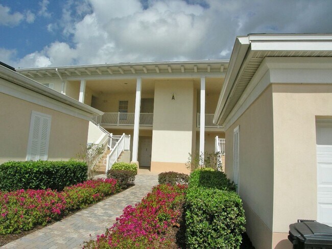 Luxury End Unit 3/2 Condo in Reunion - Luxury End Unit 3/2 Condo in Reunion