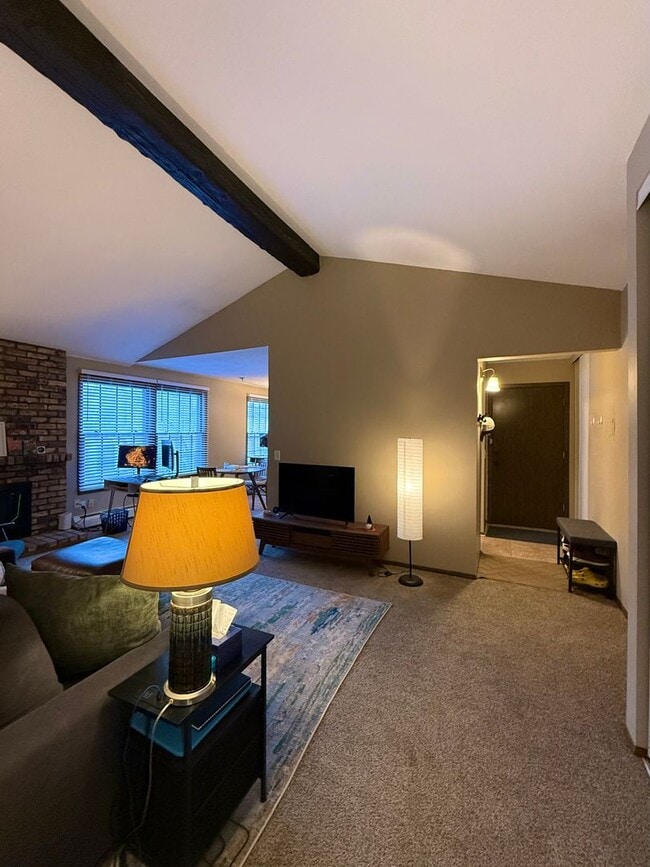 Photo - Spacious 2 bedroom in Hopkins Unit 928-5