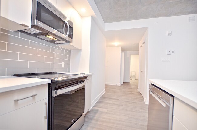 Photo - 1431 Av. de la Gare