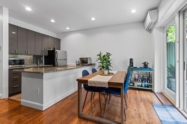 Photo - 113 Chandler St Unidad 1