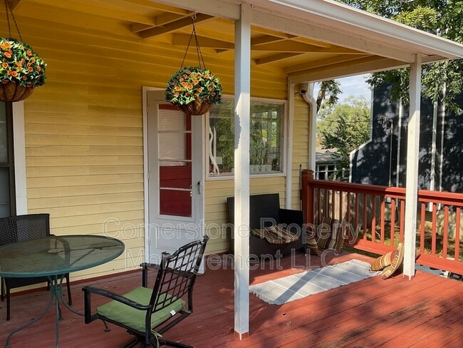 Photo - 1408 Kentucky St