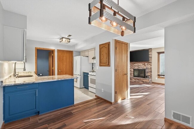 Photo - 4682 Lenore Ln