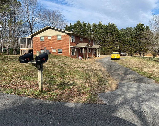 Photo - $350 Off First Month! Great 1 bedroom 1 ba...