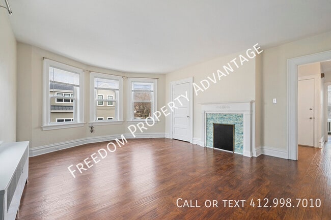 Photo - 413 Peebles St Unit 2