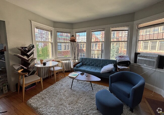 Building Photo - 5 Dana St Unit 402 Rental
