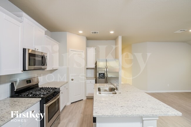 Photo - 1839 Morse Way