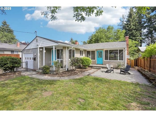 Photo - 10925 NE Skidmore St