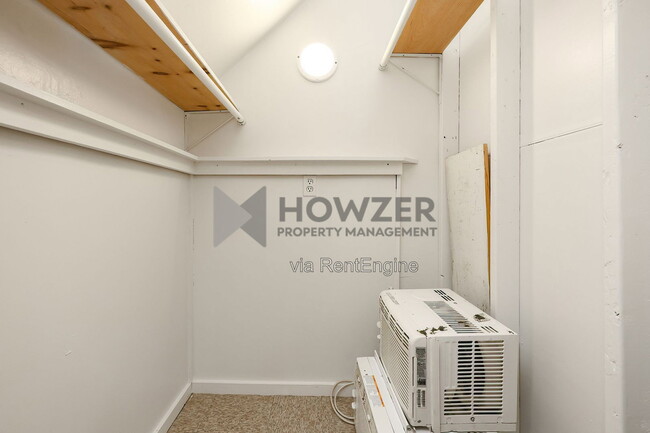 109 Green St Unit 8