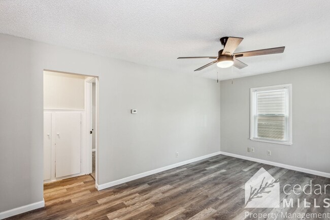 Photo - Completely remodeled 3 bed 2 bath home, steps from WSU main campus.