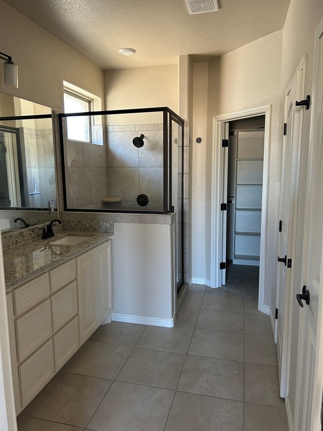Photo - 1637 Twin Falls Dr