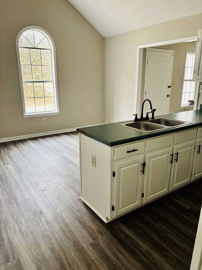 Photo - 219 S Jefferson St