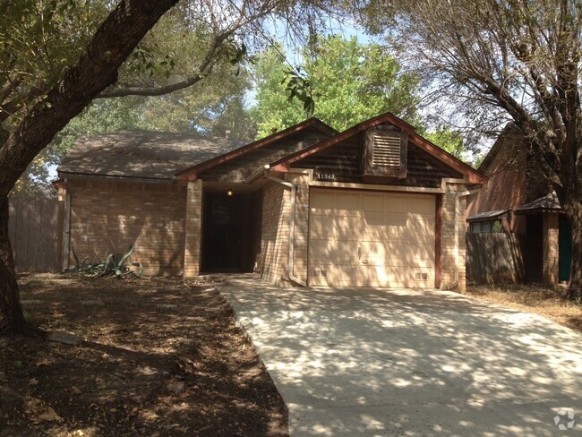 Building Photo - NICE HOME SURROUNDED BY LOTS OF TREES*MAST...