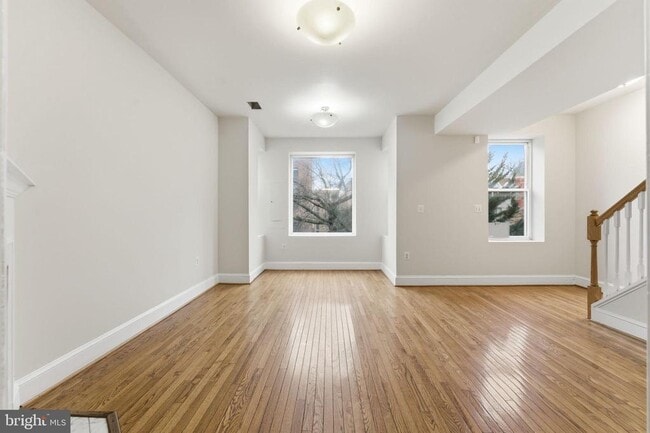 Photo - 1362 Irving St NW