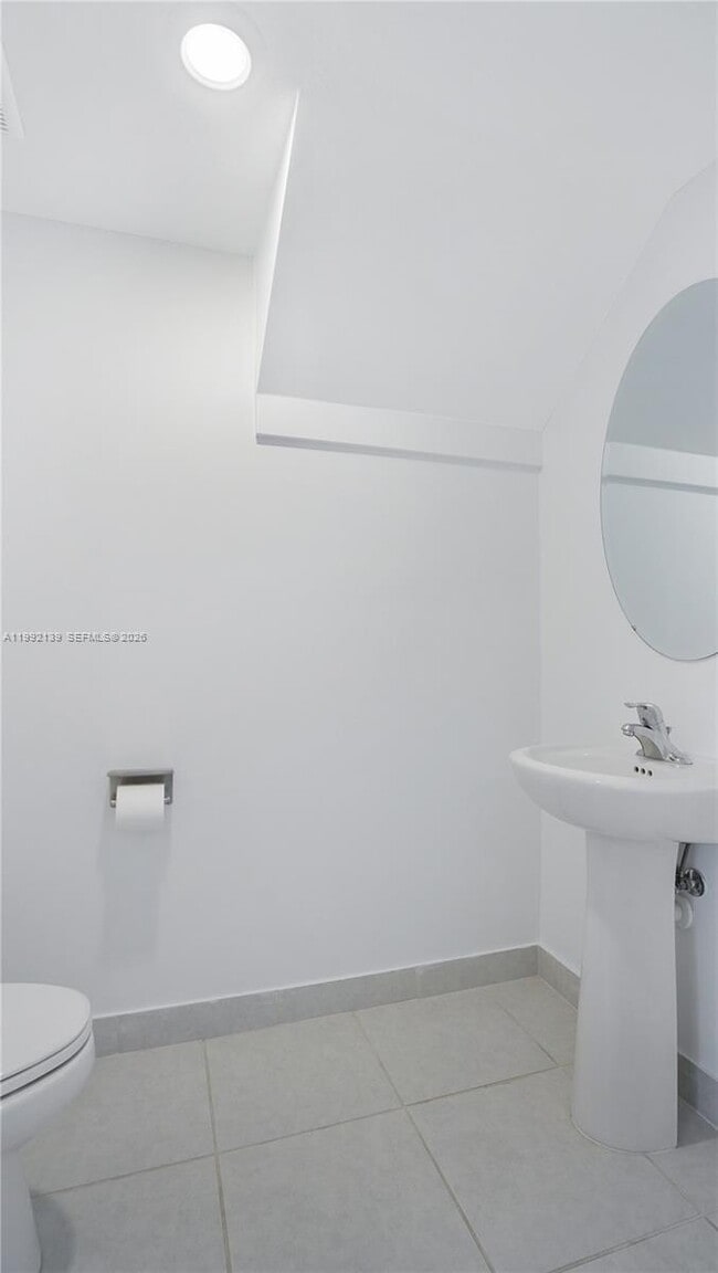 Photo - 2676 SE 12 ST