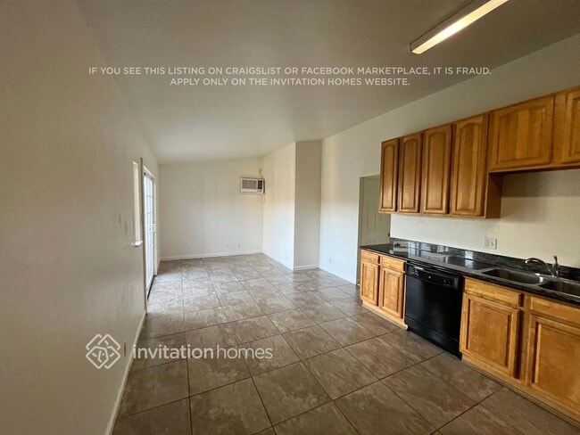 Photo - 312 Hopkins Dr