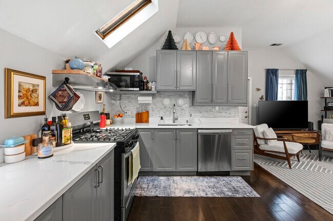 Photo - 2518 N Campbell Ave Unit 3