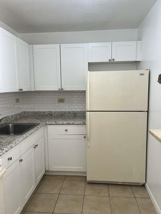 Photo - 7020 NW 179th St Unit 109