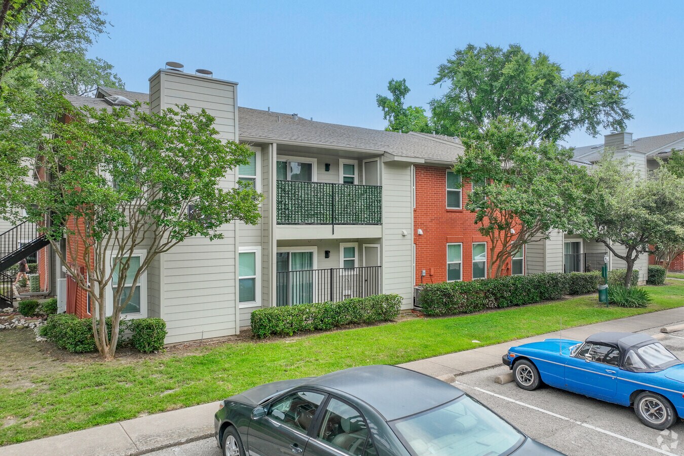 Skillman Bend Condominiums - Skillman Bend Condominiums