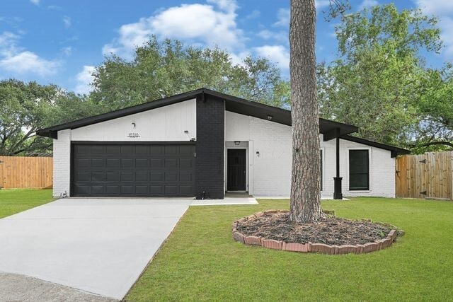 Building Photo - 18318 Cassina Ln Rental