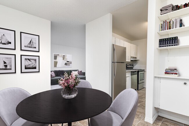 Photo - Breton Manor