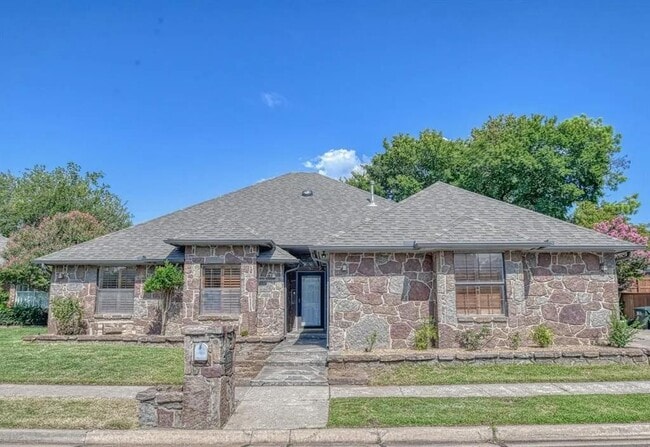 Photo - 3609 Hampton Ct House