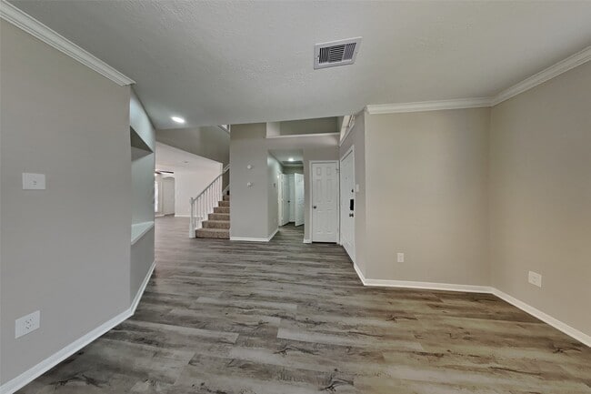 Photo - 18319 Harnett Dr