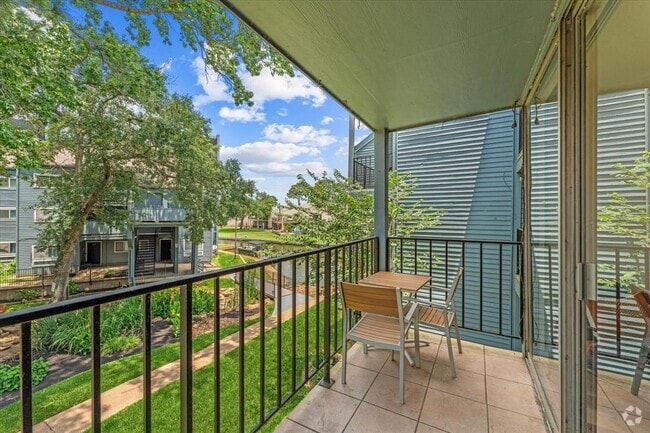 Building Photo - 12500 Melville Dr Unit 218B Rental