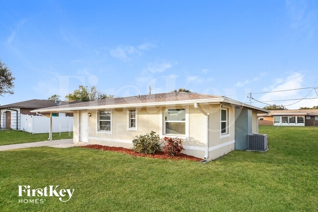 Photo - 466 Azalea Ave NW