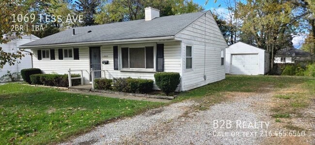 Building Photo - 1069 Fess Ave