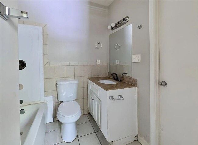 Photo - Charming Family Home | 3-4 Bedrooms | Large Yard | Convenient Location