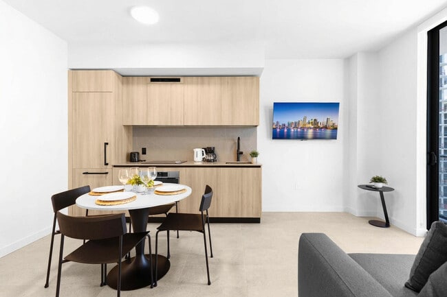 Photo - 501 NE 1st Ave Unit SI ID1509614P