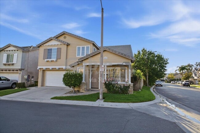Building Photo - 28075 Daydream Way