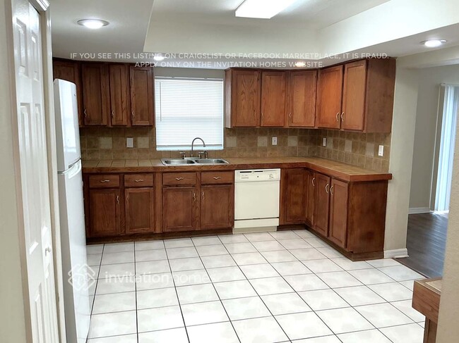 Photo - 12105 72nd St N