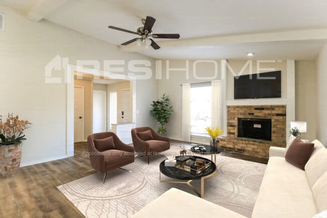 Photo - 1906 Oakmeadows Dr