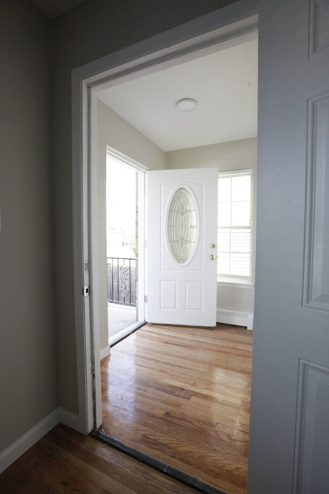 Photo - 529 S 11th Ave