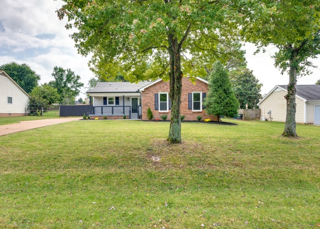 Photo - 520 Riverview Dr