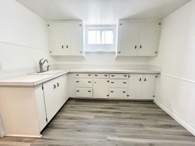 621 N Kimball Ave Unit A