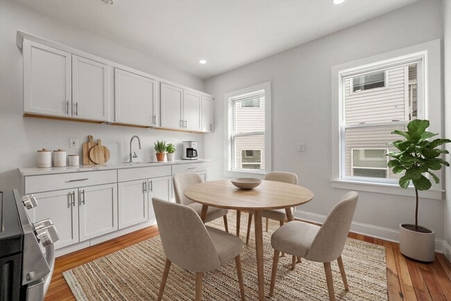 Photo - 53 Woodford St Unidad 2