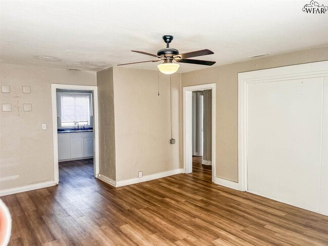 2308 Piedmont Pl