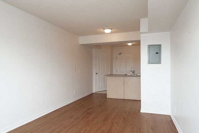 Photo - 333 Sidney Belsey Crescent Unit 721